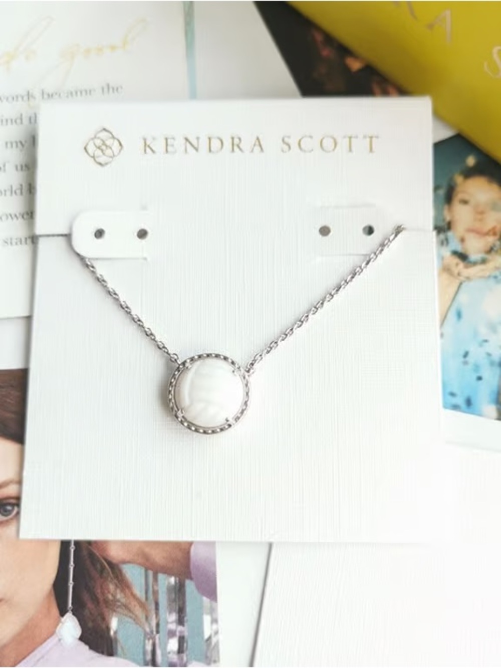Kendra Scott Silver White Round Mother-of-Pearl Pendant Necklace